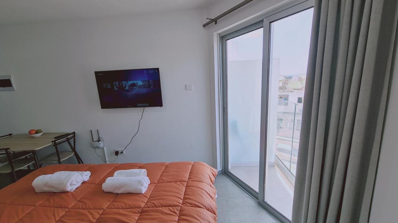 Stay Napa Living Studios Айя-Напа Экстерьер фото